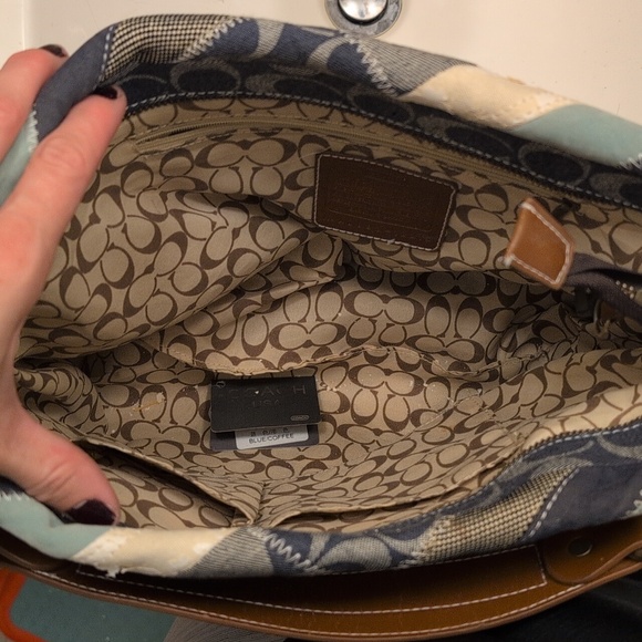 Coach Handbag - Picture 3 of 3